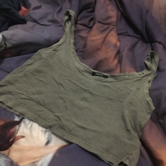 Clothes - Picture 7 of 10